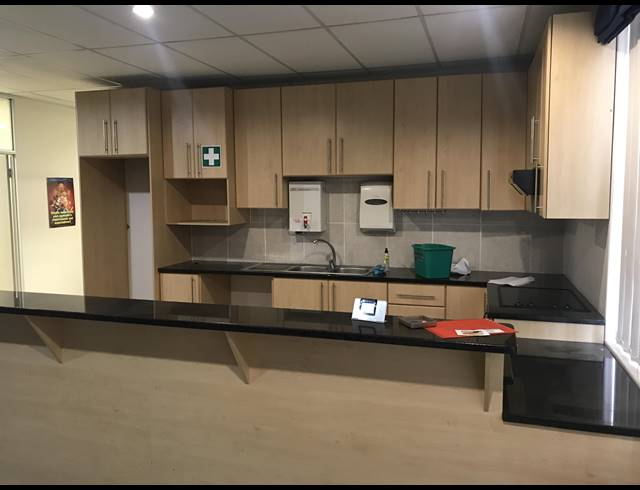 907M² OFFICE TO LET IN TYGER VALLEY